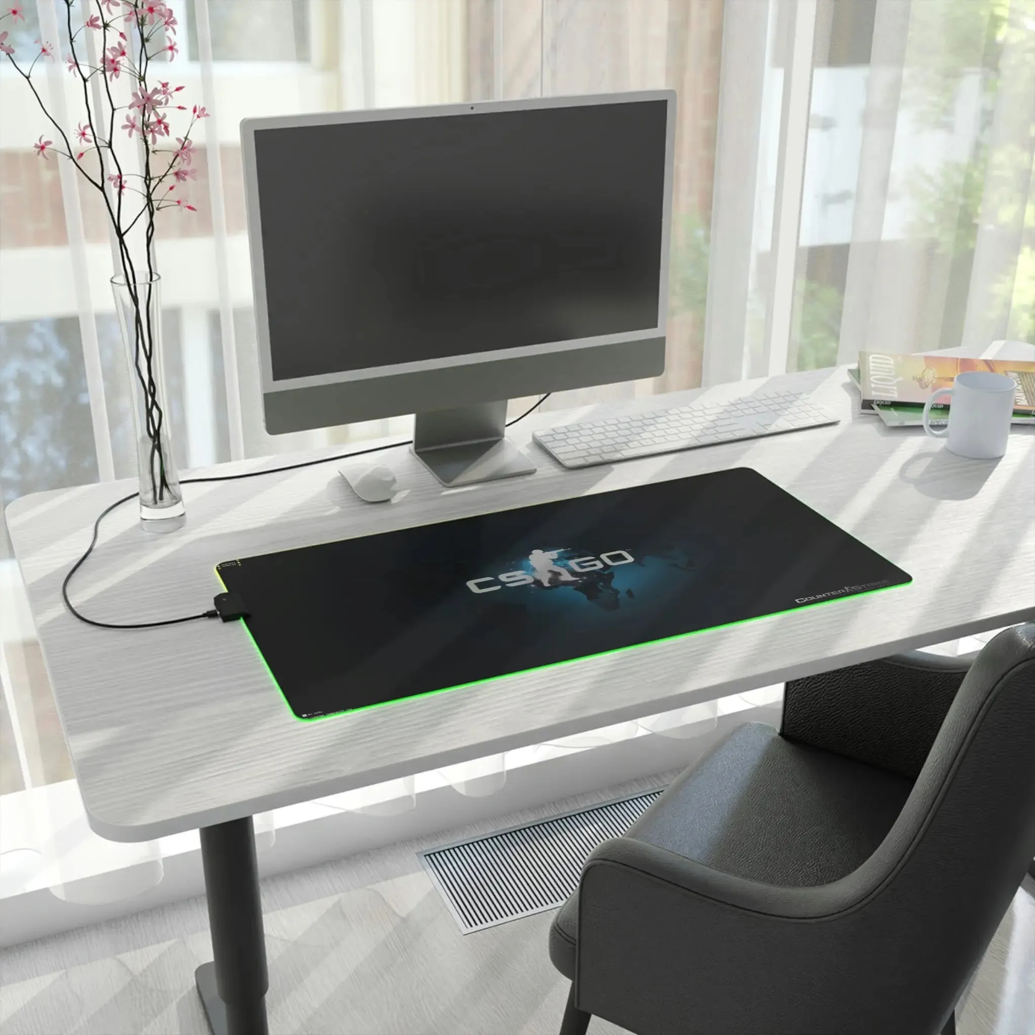 Aurora Glide: LED-Lit Gaming Desk Pad